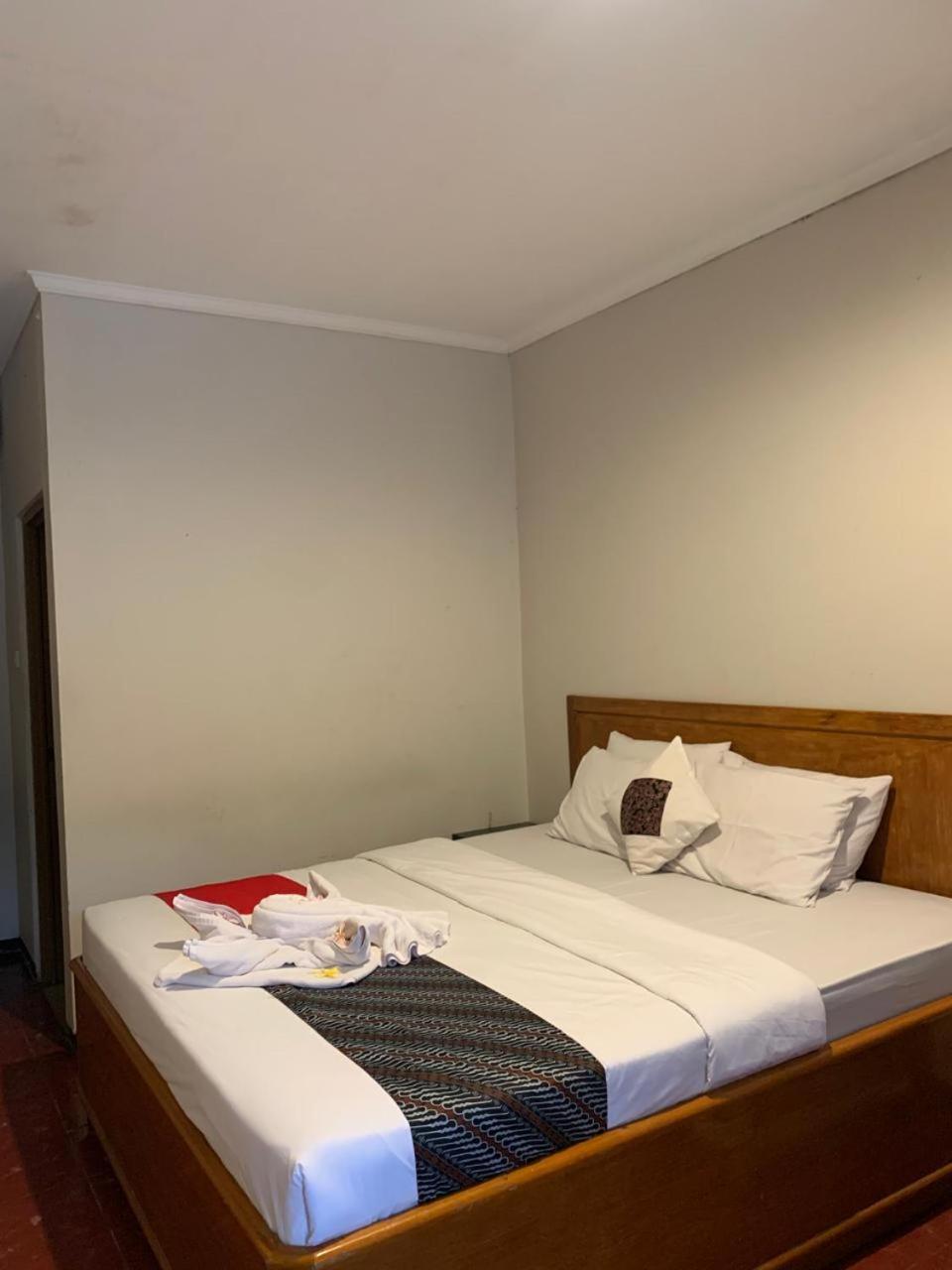 Kusma Hotel Bandungan Семаранг Экстерьер фото