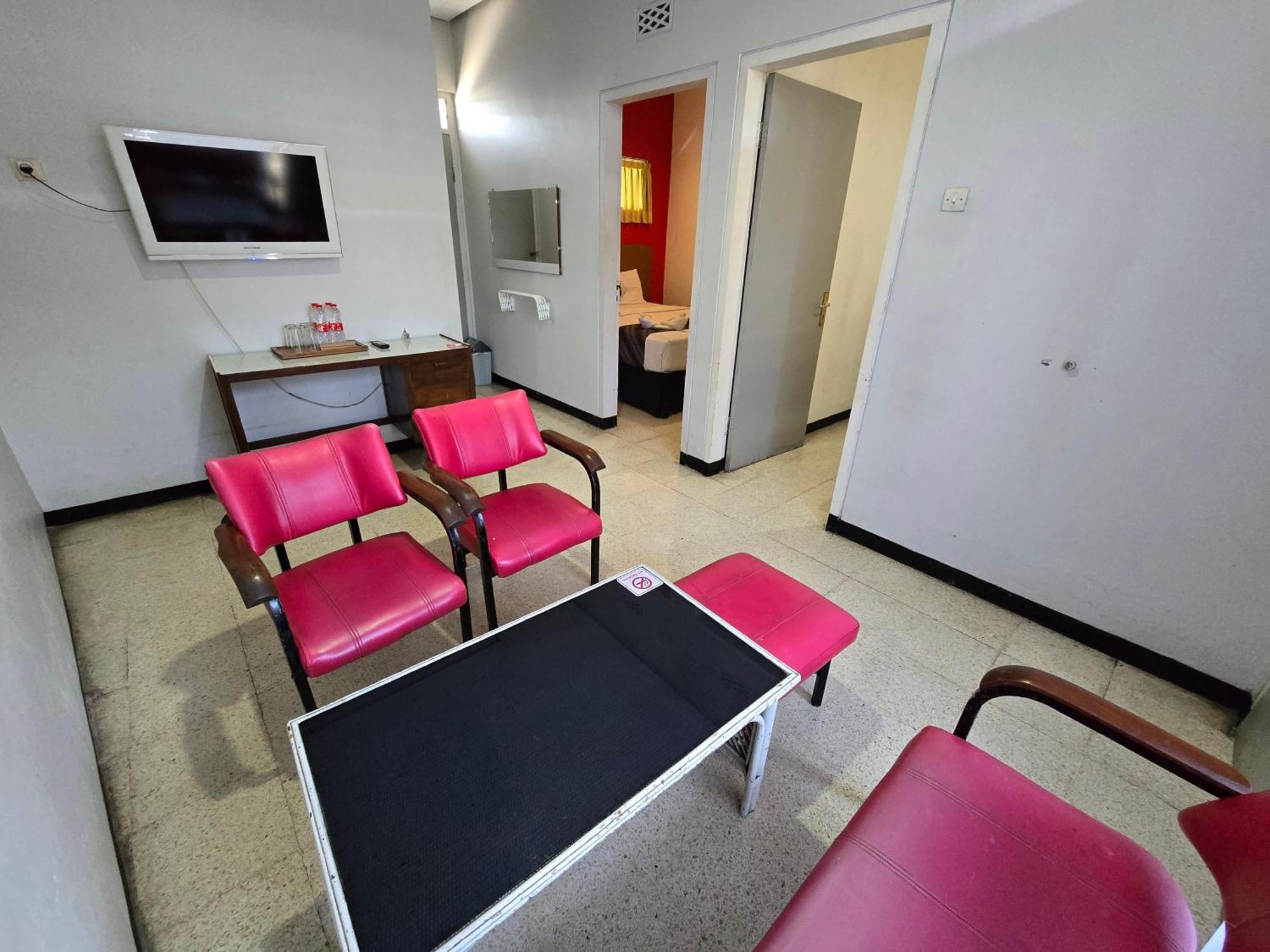 Kusma Hotel Bandungan Семаранг Экстерьер фото