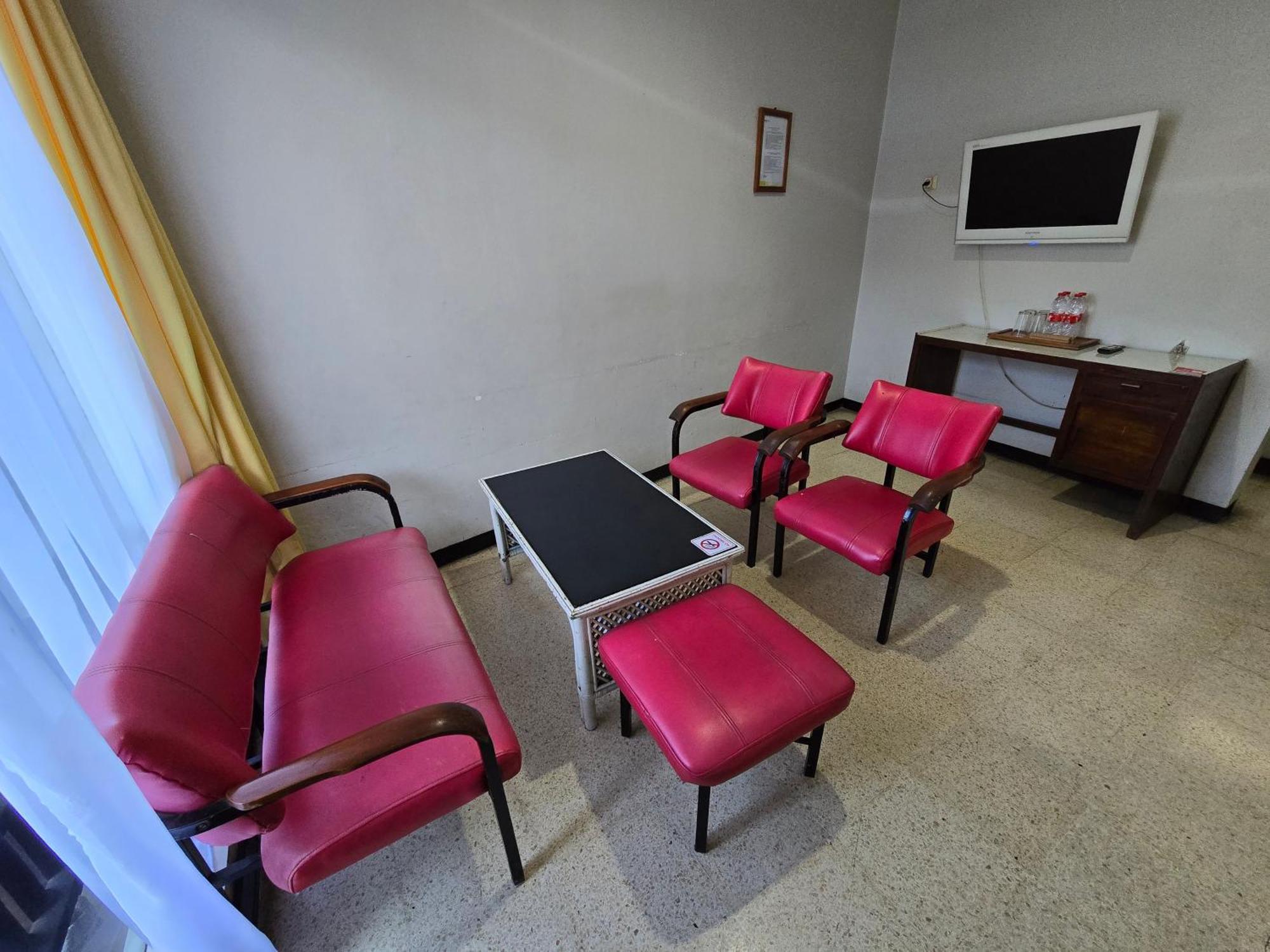 Kusma Hotel Bandungan Семаранг Экстерьер фото