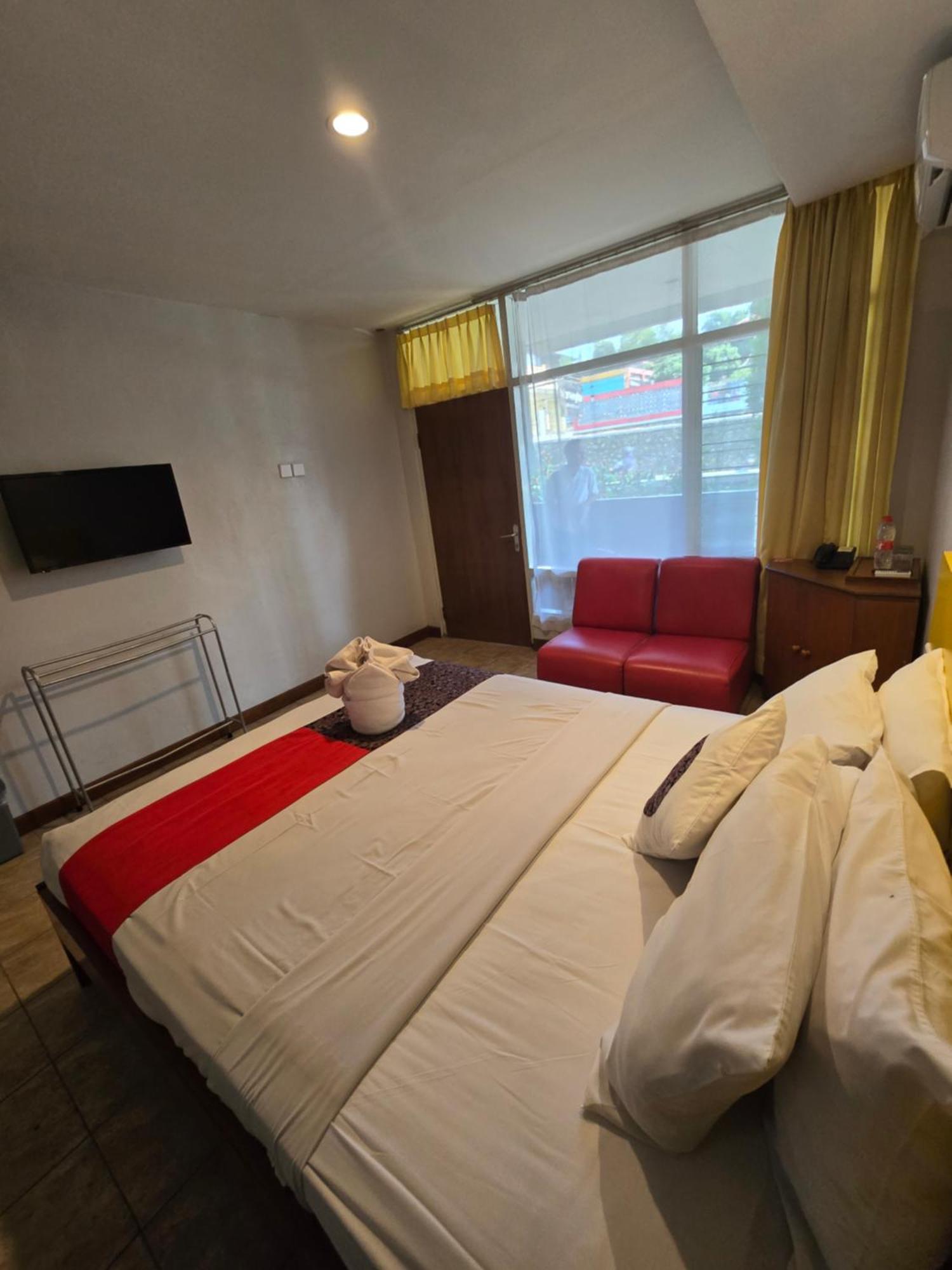 Kusma Hotel Bandungan Семаранг Экстерьер фото